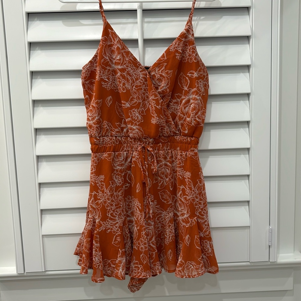 floral print romper